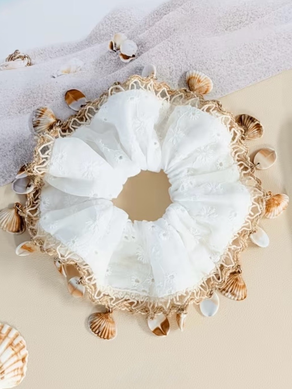 🐚 Large White Embroidered Seashell Lace Scrunchie! - Picture 4 of 7